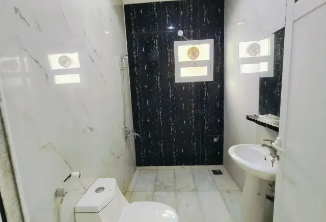 FF 03 Bedrooms| All-inclusive| Al Khor | APT