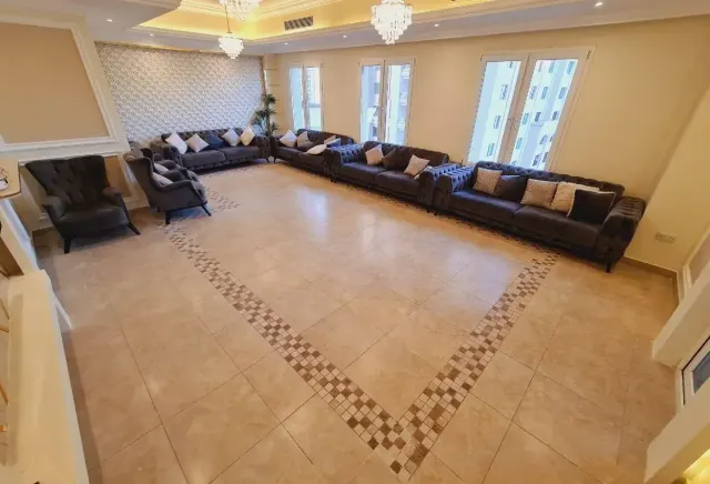 3 Bed | Maidroom | Balcony | Marina view | 13K