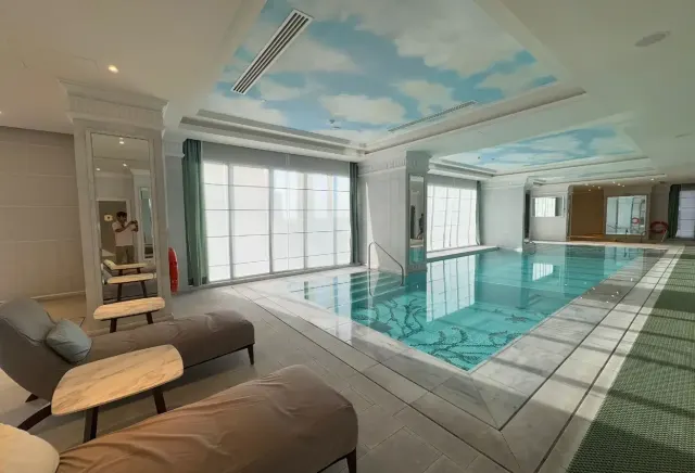 BRAND NEW LUXURY FLAT| 03 BEDROOMS| 01 MONTH FREE