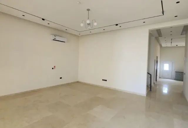 Brand New Modern Villa| 09 Master Beds +Outhouse