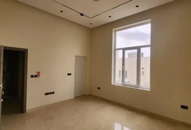 Brand New Modern Villa| 09 Master Beds +Outhouse