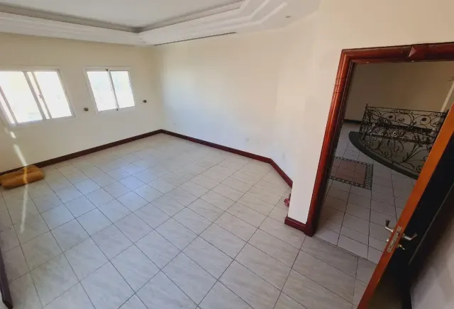 5 Bed | 5 Bath | QAR 18K | Lagoon | Garden | AC