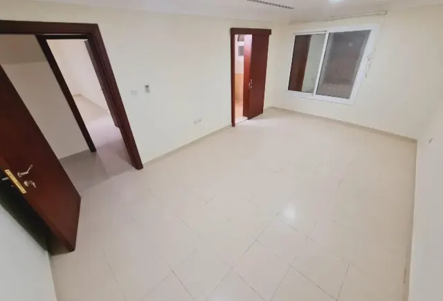5 Bed | 5 Bath | Old Airport | QAR 10,000 | Flat