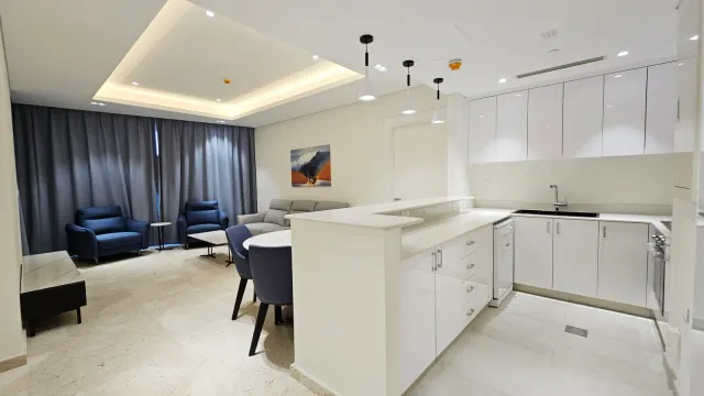 2 BHK Apartment in Lusail Marina INC BiLLs