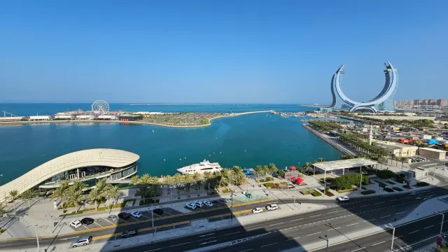 2 BHK Apartment in Lusail Marina INC BiLLs