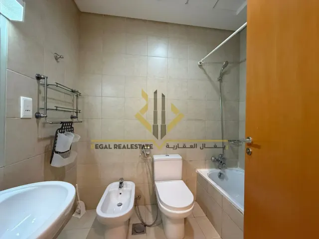 Spacious fully furnished 3-bedroom