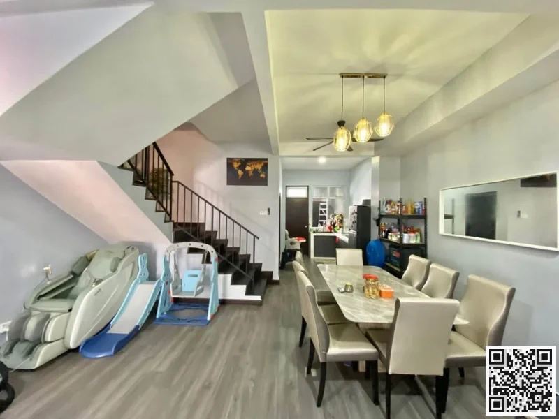 JB: 3BR Terrace End Lot FOR RENT - Fully Furnished near Jalan Jerau 11!
