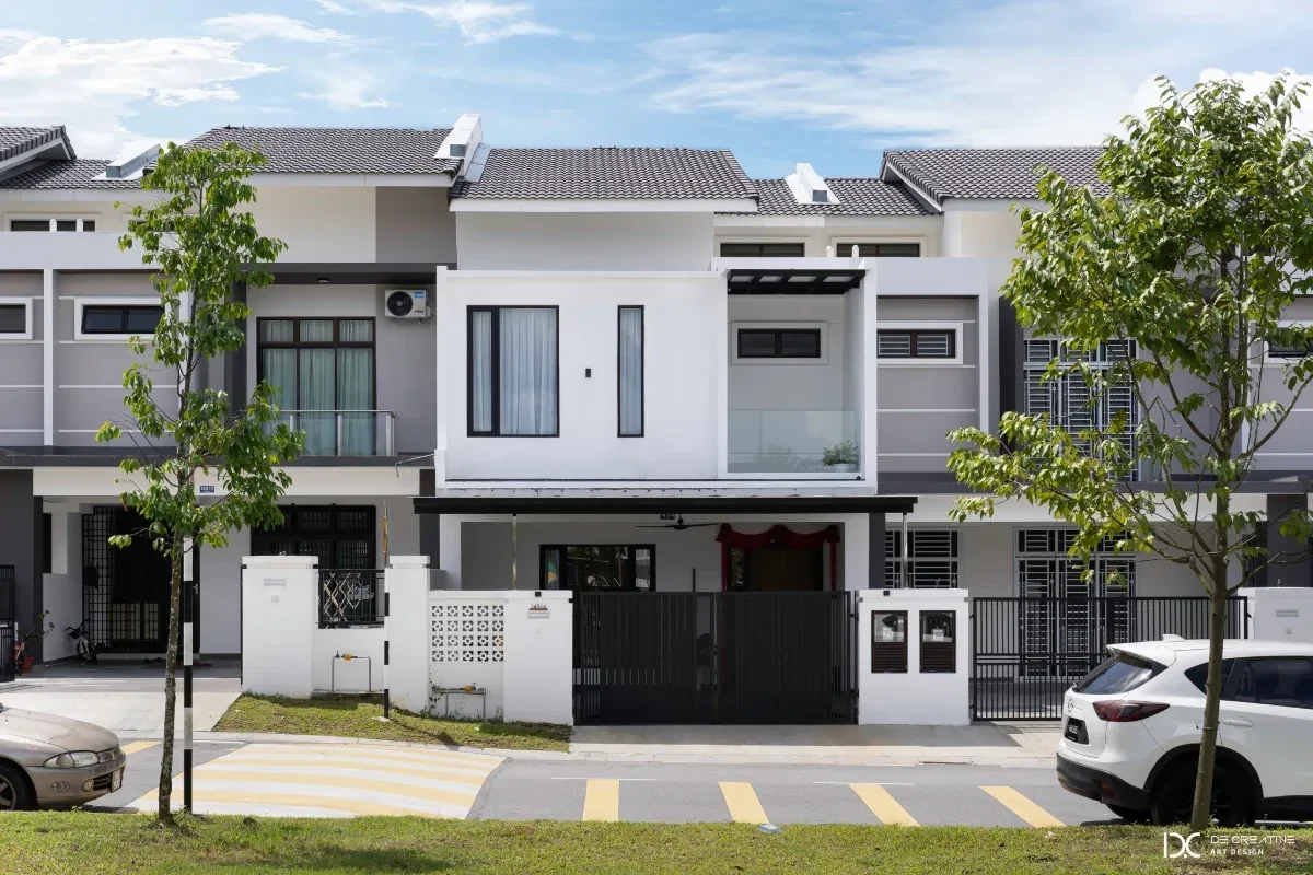 4BR Terrace House FOR SALE, Bandar Putra Kulai! FREEHOLD, Spacious 2044 sqft
