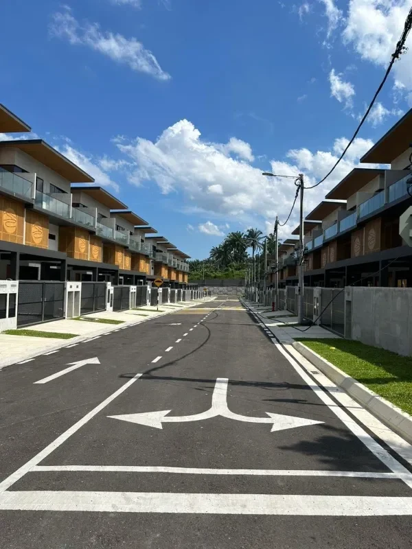5BR Terrace House, Kulai. SPACIOUS FREEHOLD. For Sale!