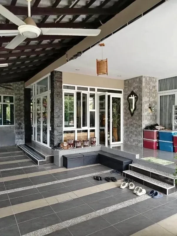 END LOT 3BR Terrace, Pasir Gudang. For Sale. Aircond & Autogate. FREEHOLD!