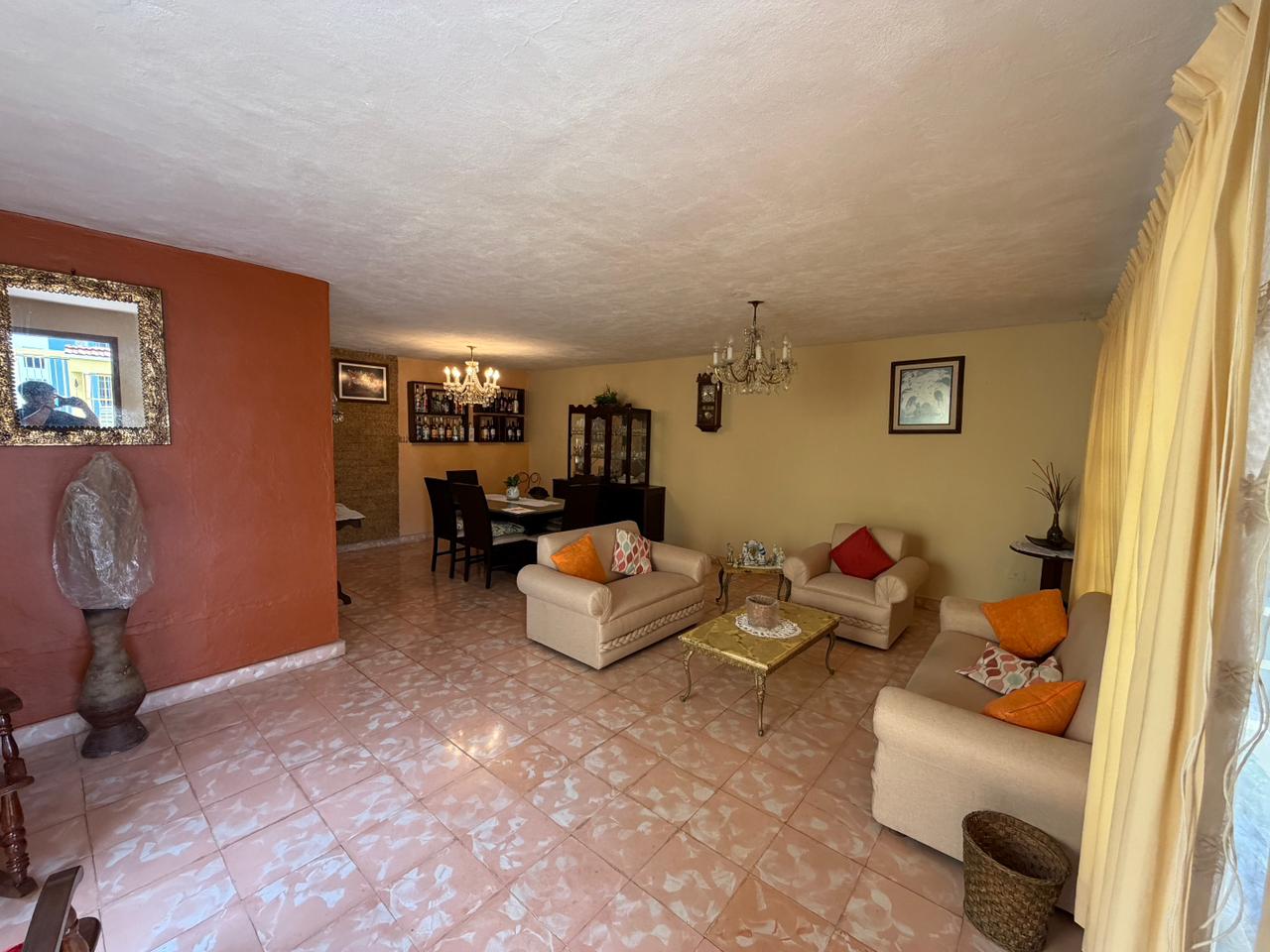 CASA EN MÉRIDA COL. JARDINES DE MÉRIDA
