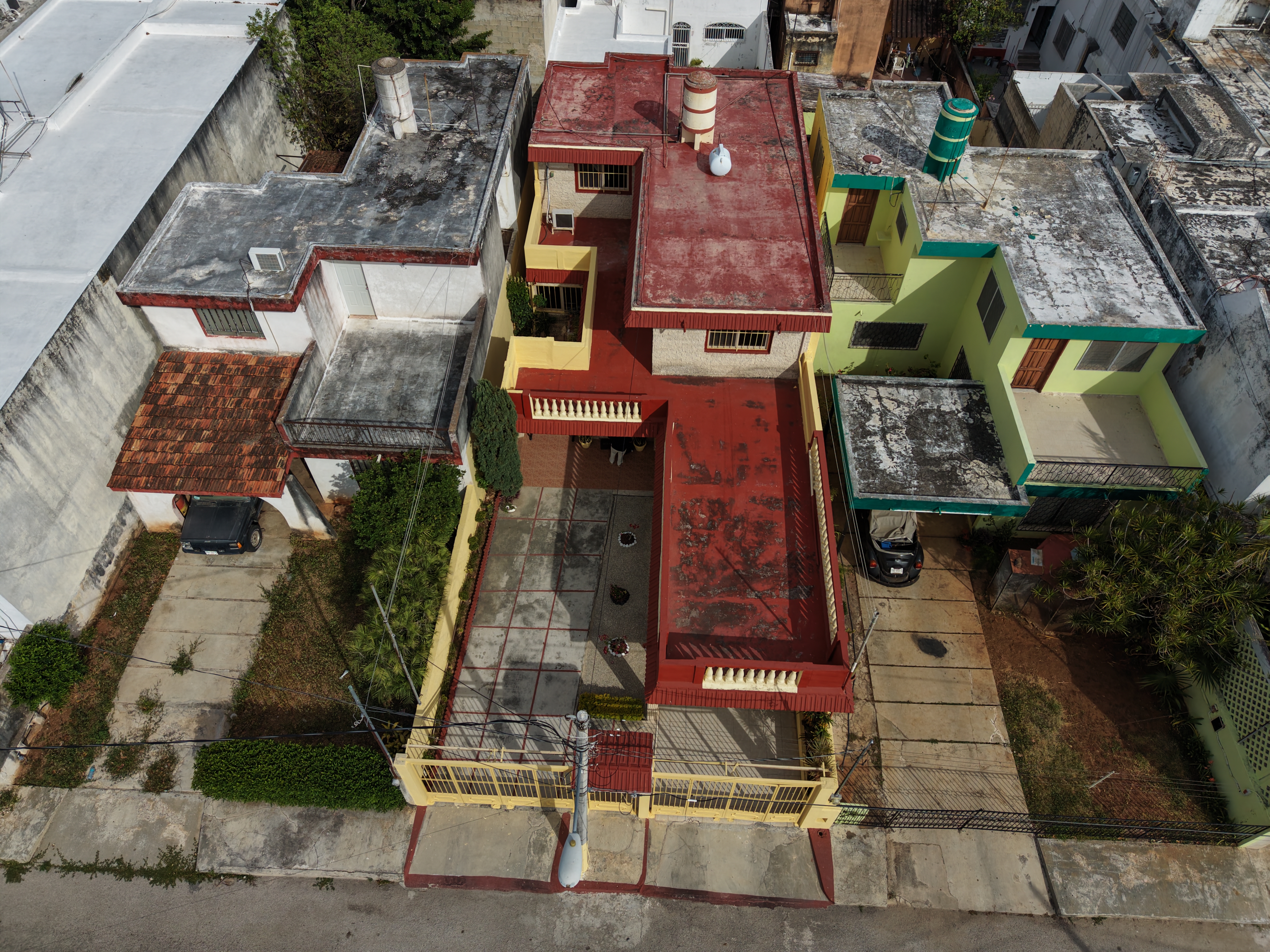 CASA EN MÉRIDA COL. JARDINES DE MÉRIDA