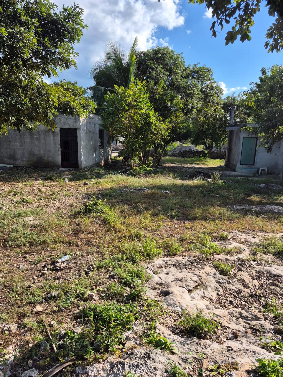4 TERRENOS EN IZAMAL FUNDO LEGAL