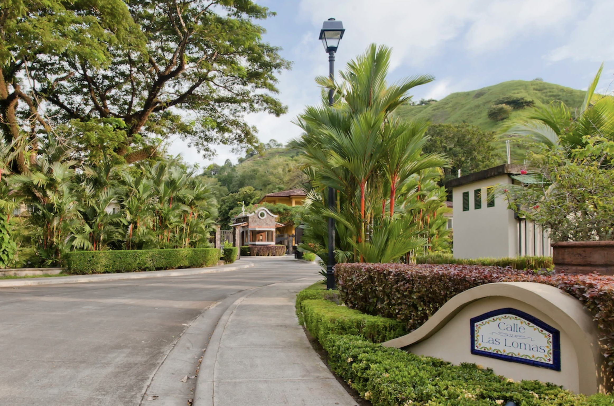 Lomas de Herradura featured