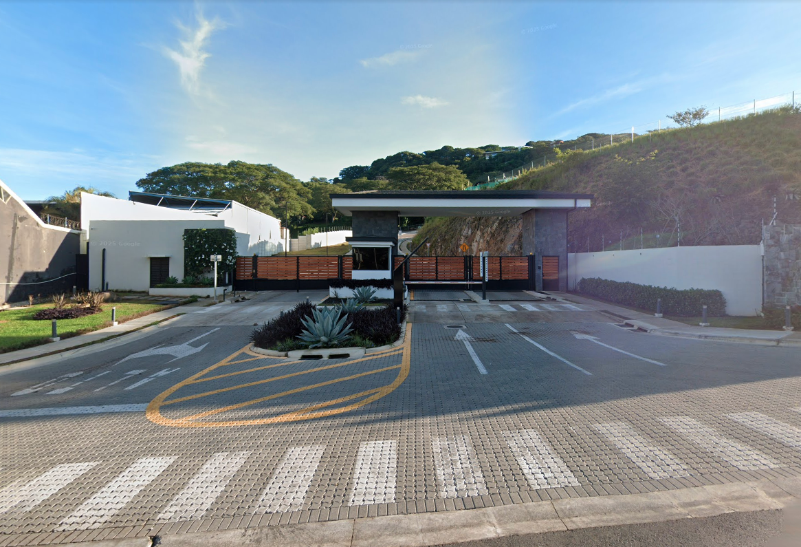 Condominio Vista Real featured