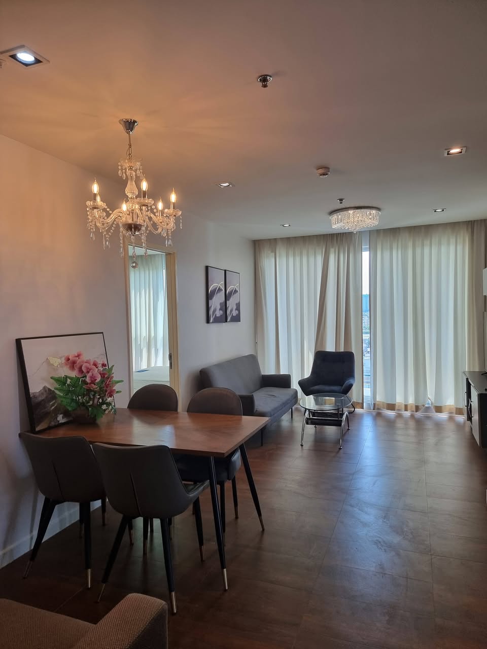 Condo Wongwian Yai