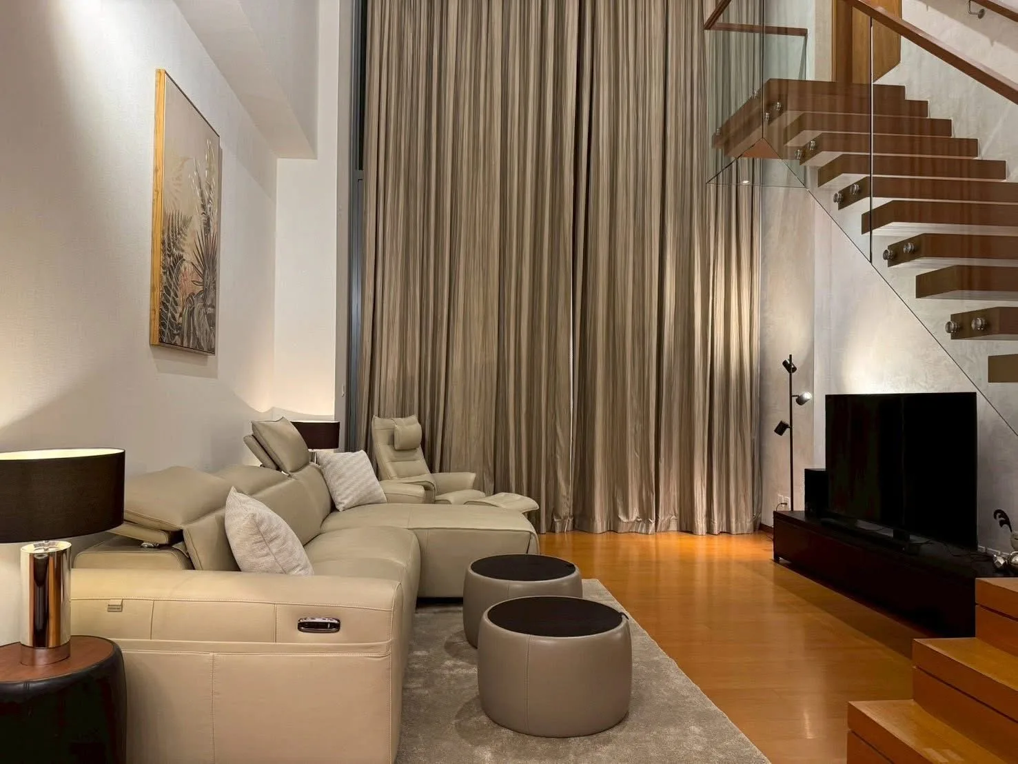 THE SUKHOTHAI RESIDENSES