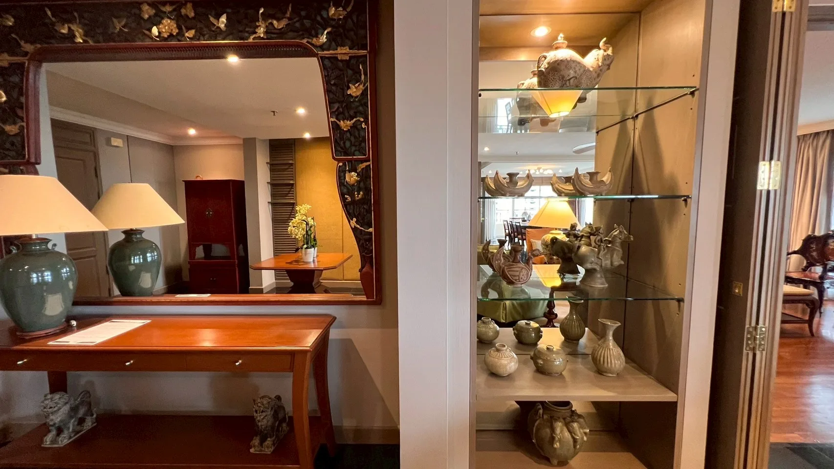 SATHORN PARK PLACE CONDOMINIUM