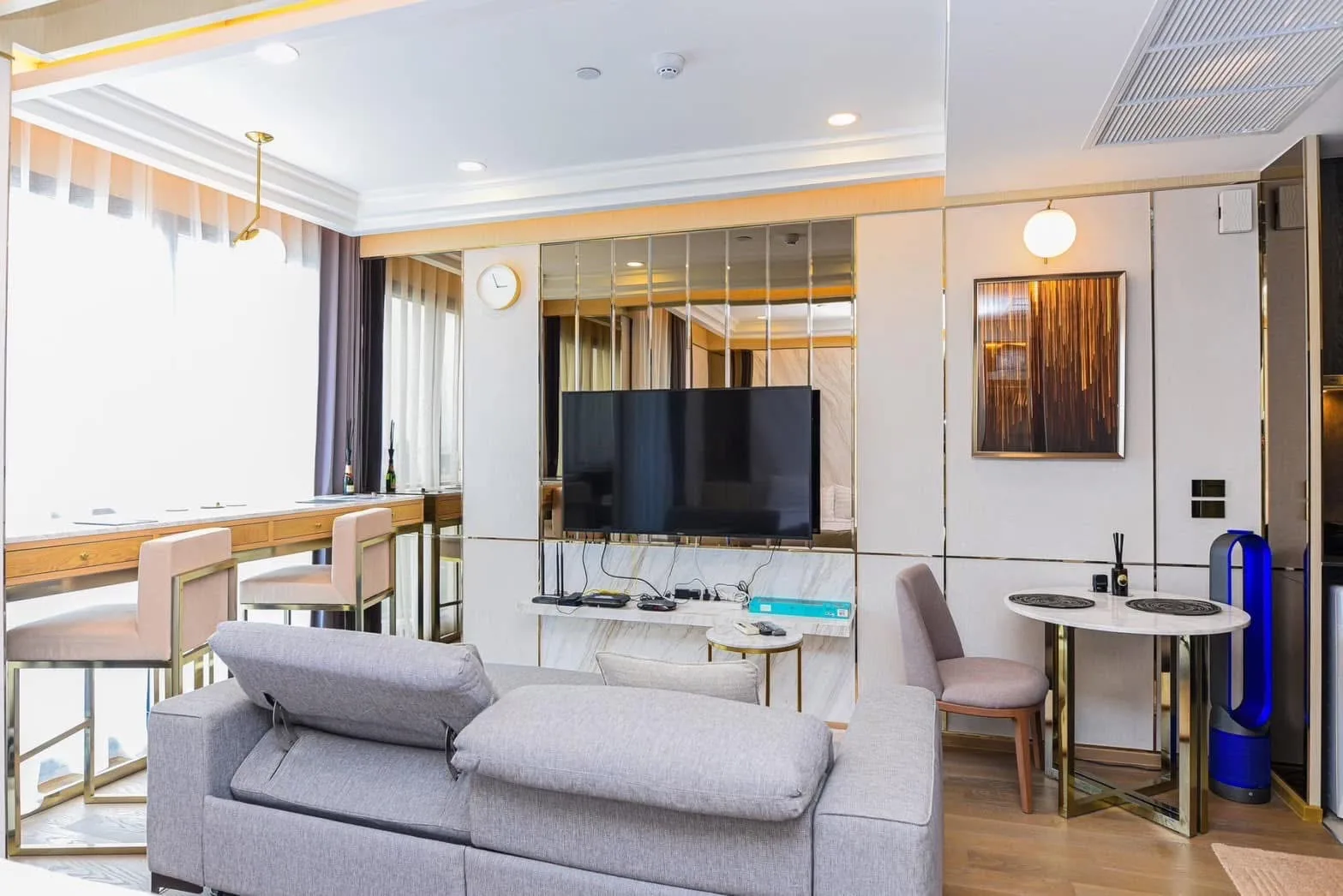 ASHTON CHULA-SILOM – photo 4