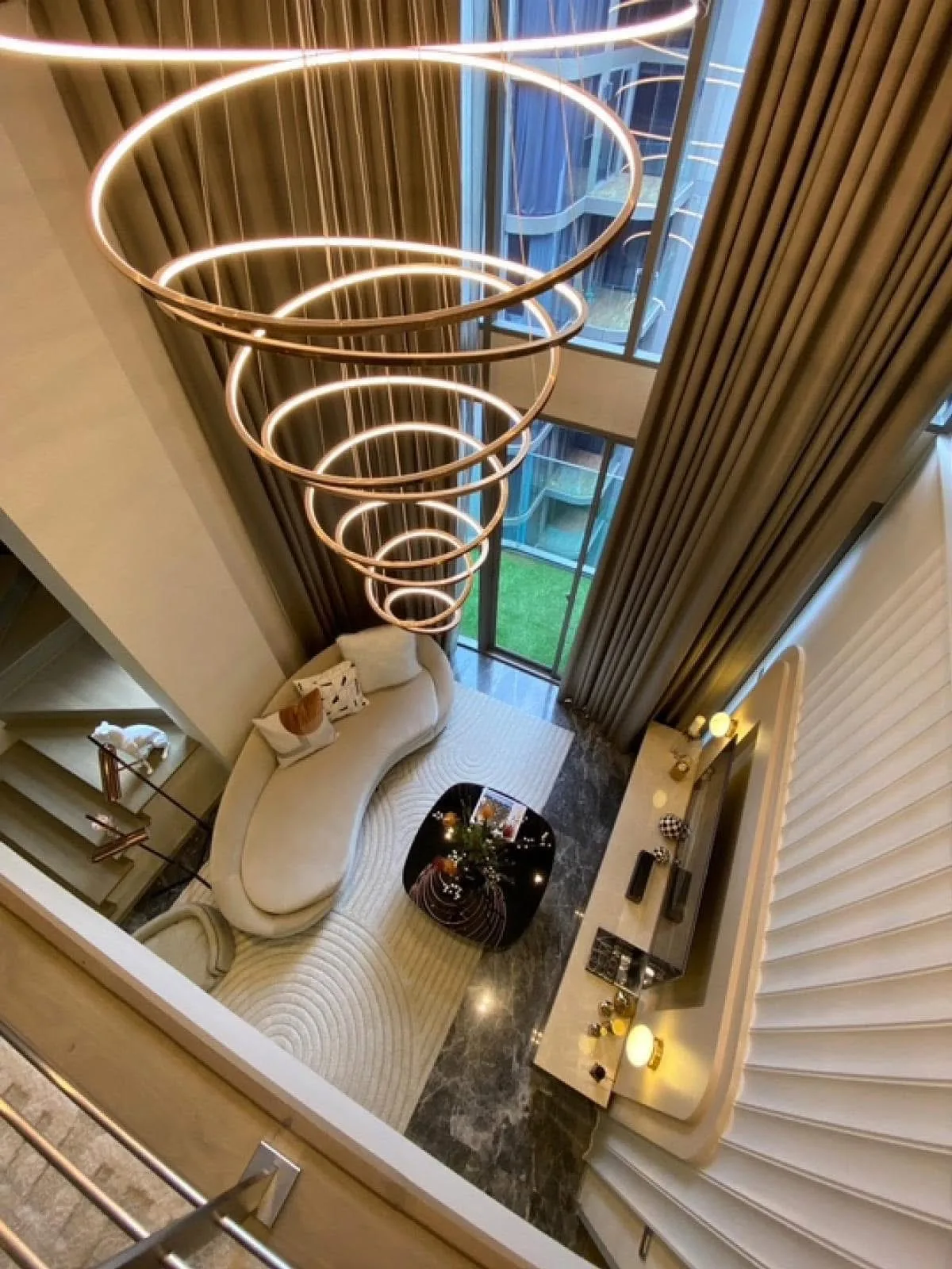 ASHTON RESIDENCE 41