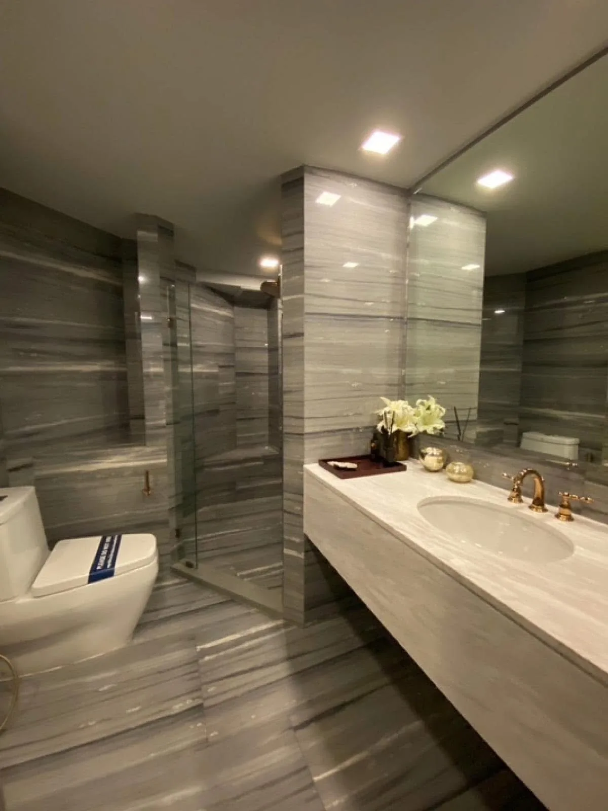 ASHTON RESIDENCE 41 – photo 4