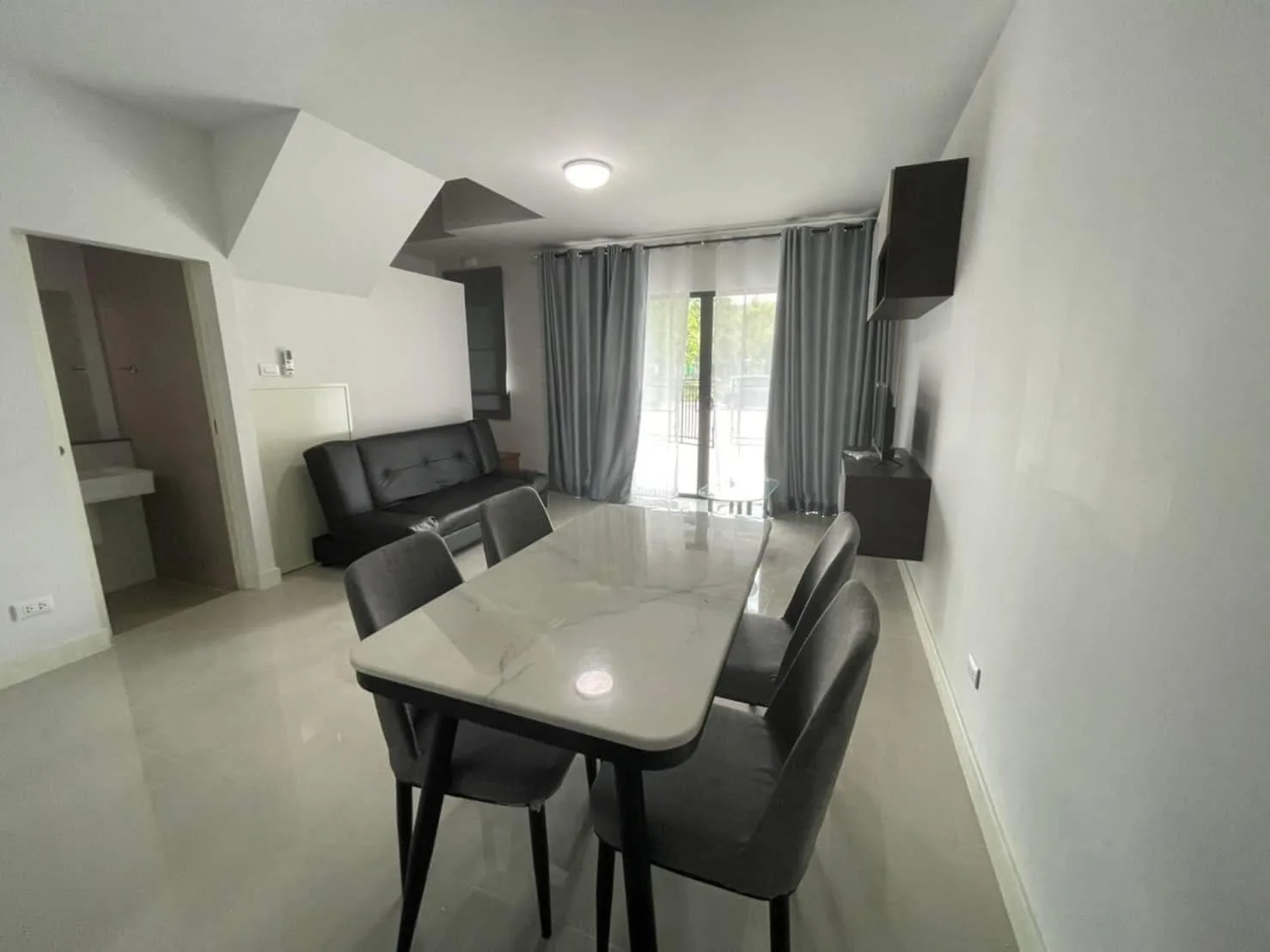 BAAN KLANG MEUNG RATCHAPRUEK-SATHORN – photo 2