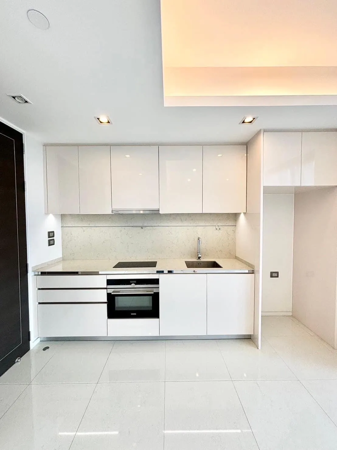 THE BANGKOK SATHORN