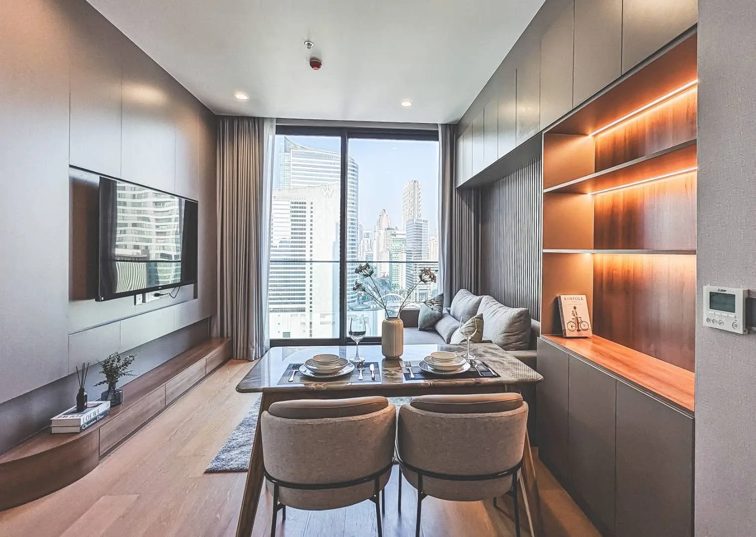 ANILL SATHORN 12