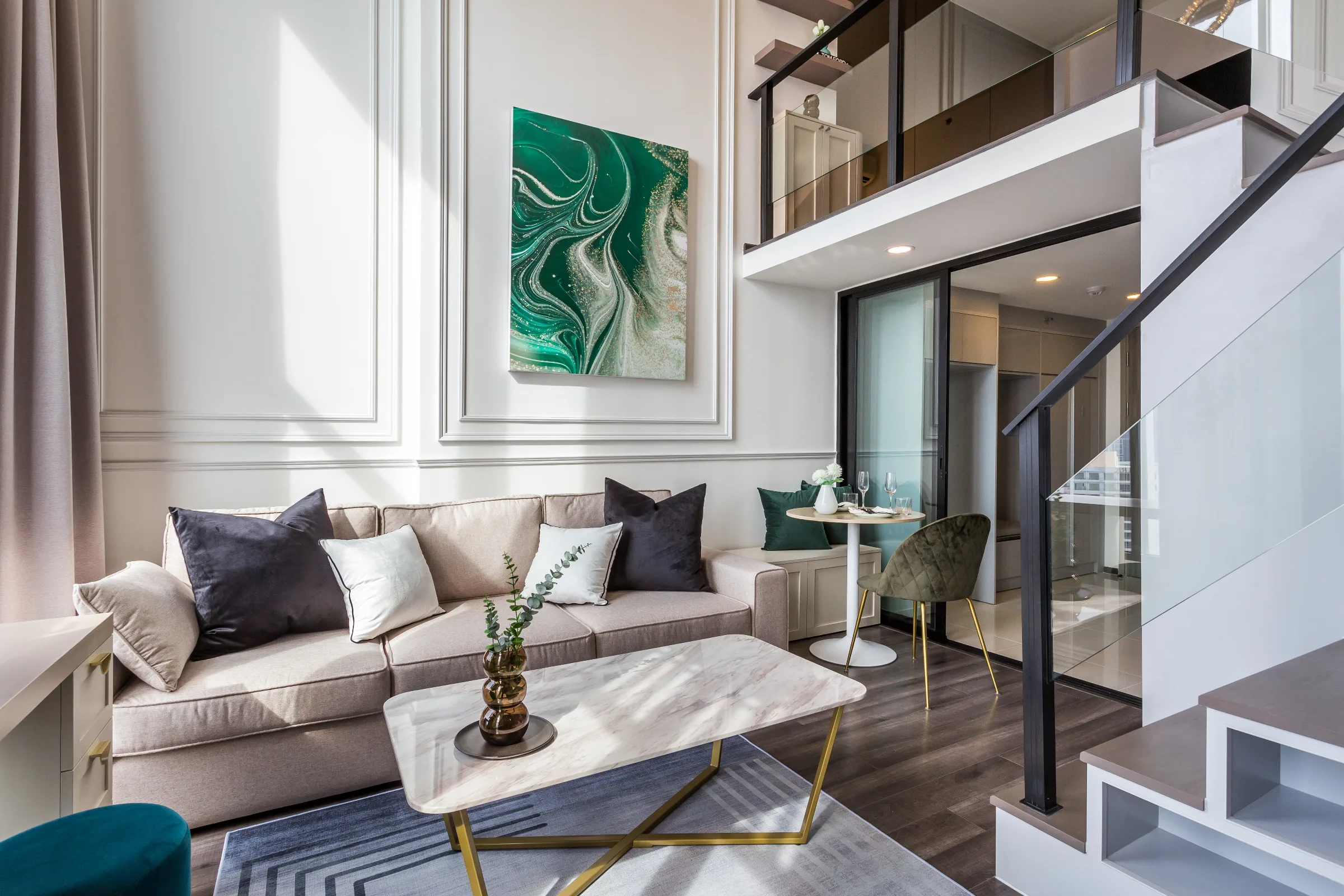 KNIGHTSBRIDGE SPACE RATCHAYOTHIN