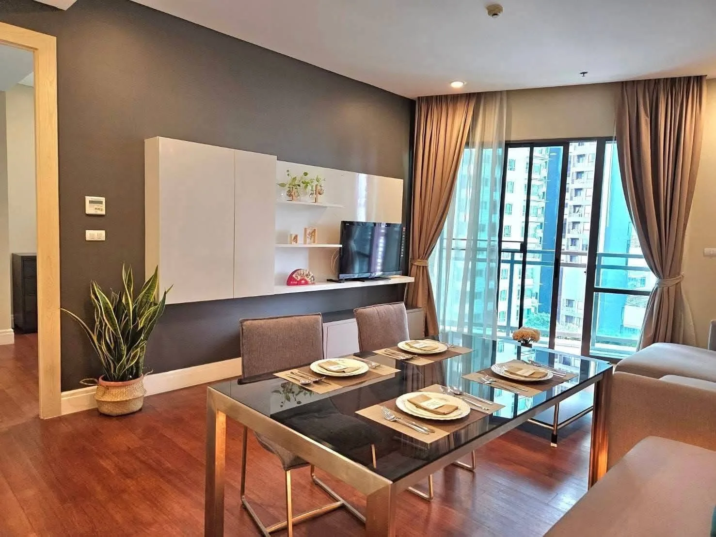 BRIGHT SUKHUMVIT 24
