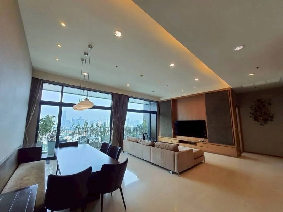 PARCO CONDOMINIUM