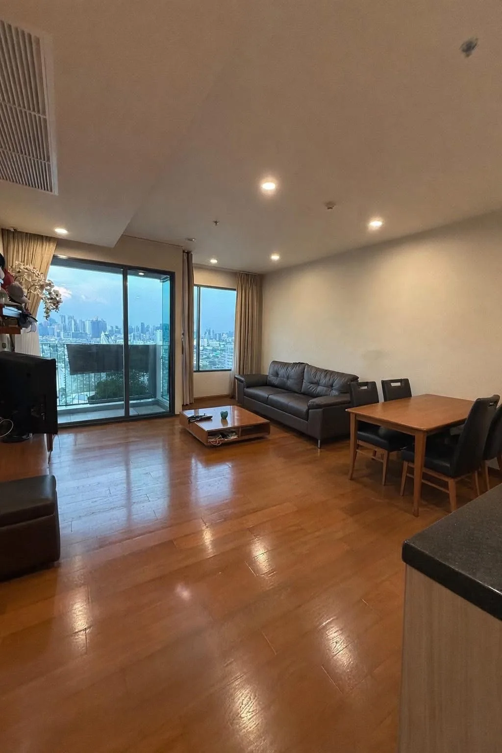 PARCO CONDOMINIUM