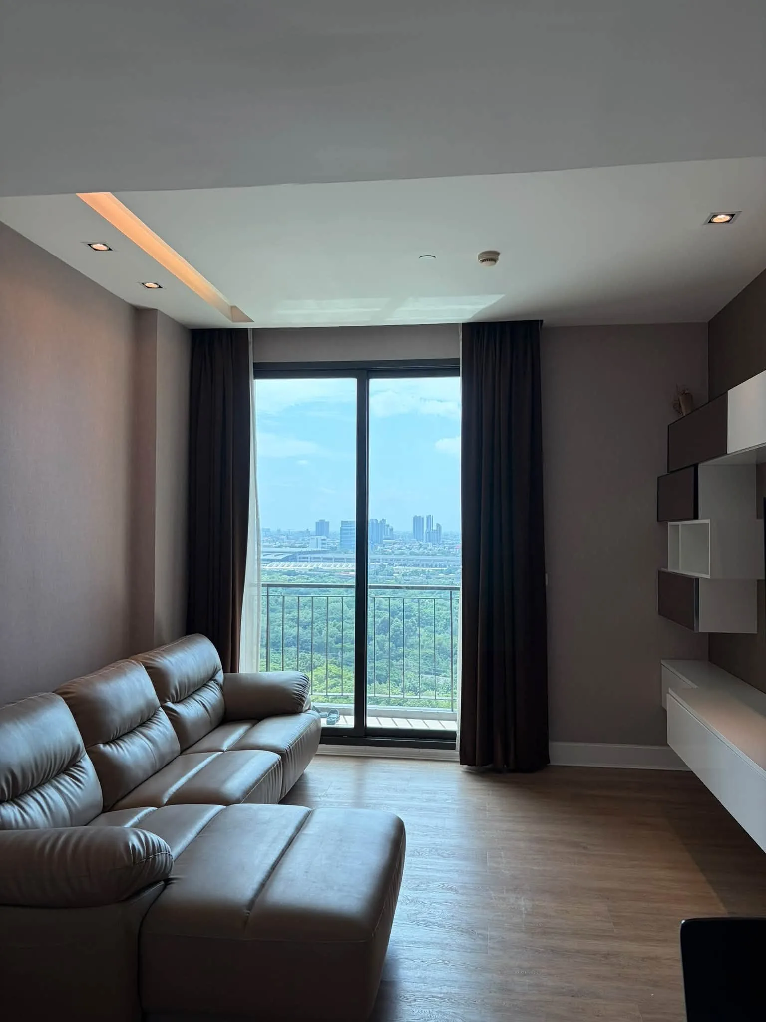 Condo Chom Phon