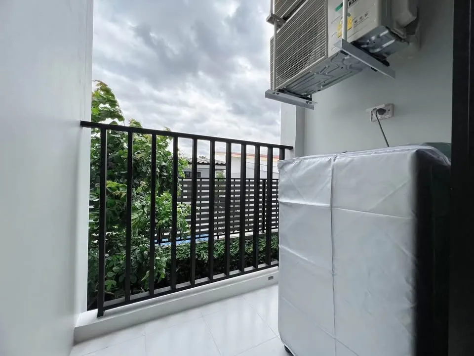 Condo Lat Phrao