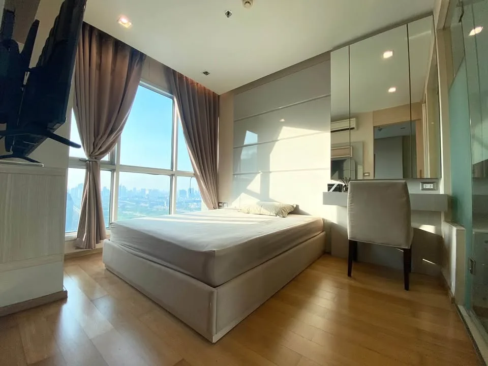 Condo Makkasan