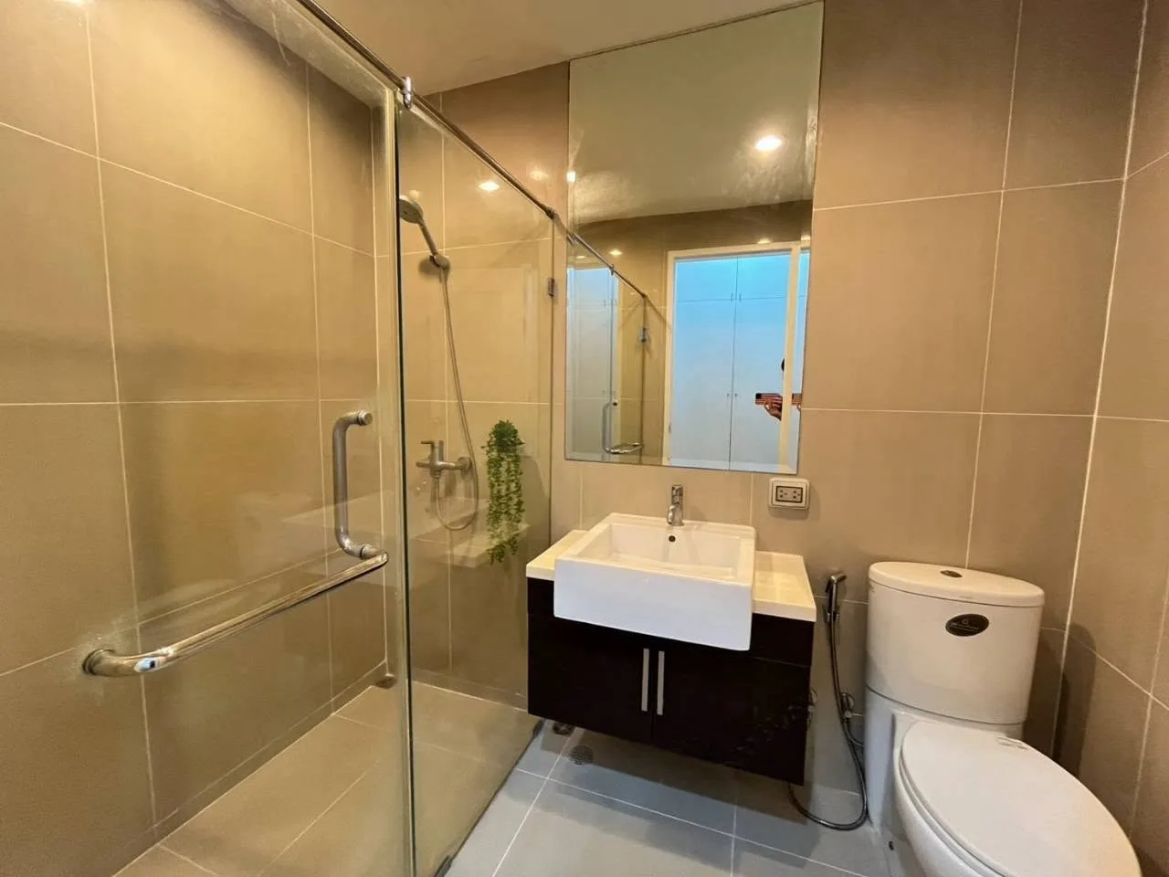 Condo Makkasan – photo 3