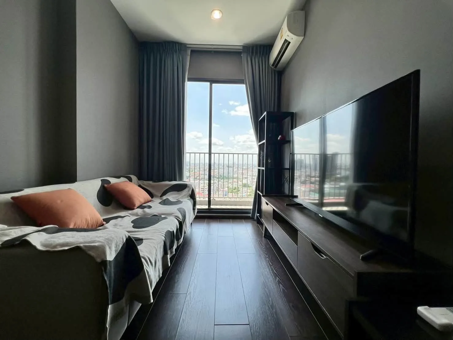 Condo Khlong Tan Nuea – photo 2
