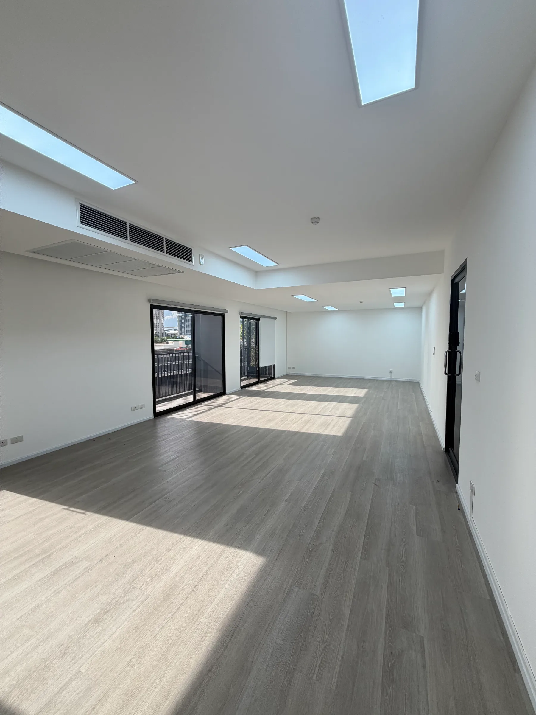BLOSSOM CONDO @ SATHORN-CHAROENRAT – photo 5