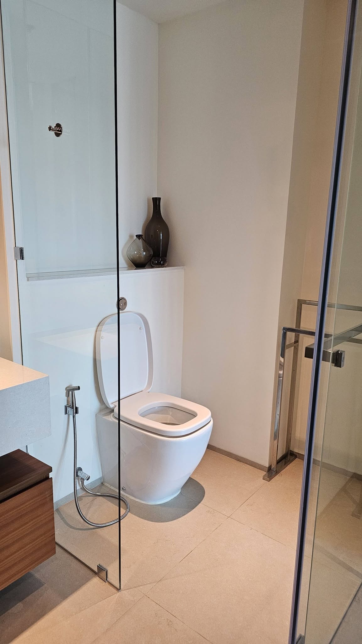 THE RIVER CONDOMINIUM – photo 2