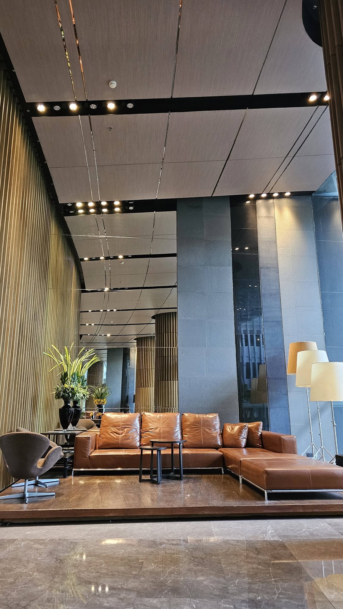 THE RIVER CONDOMINIUM – photo 4