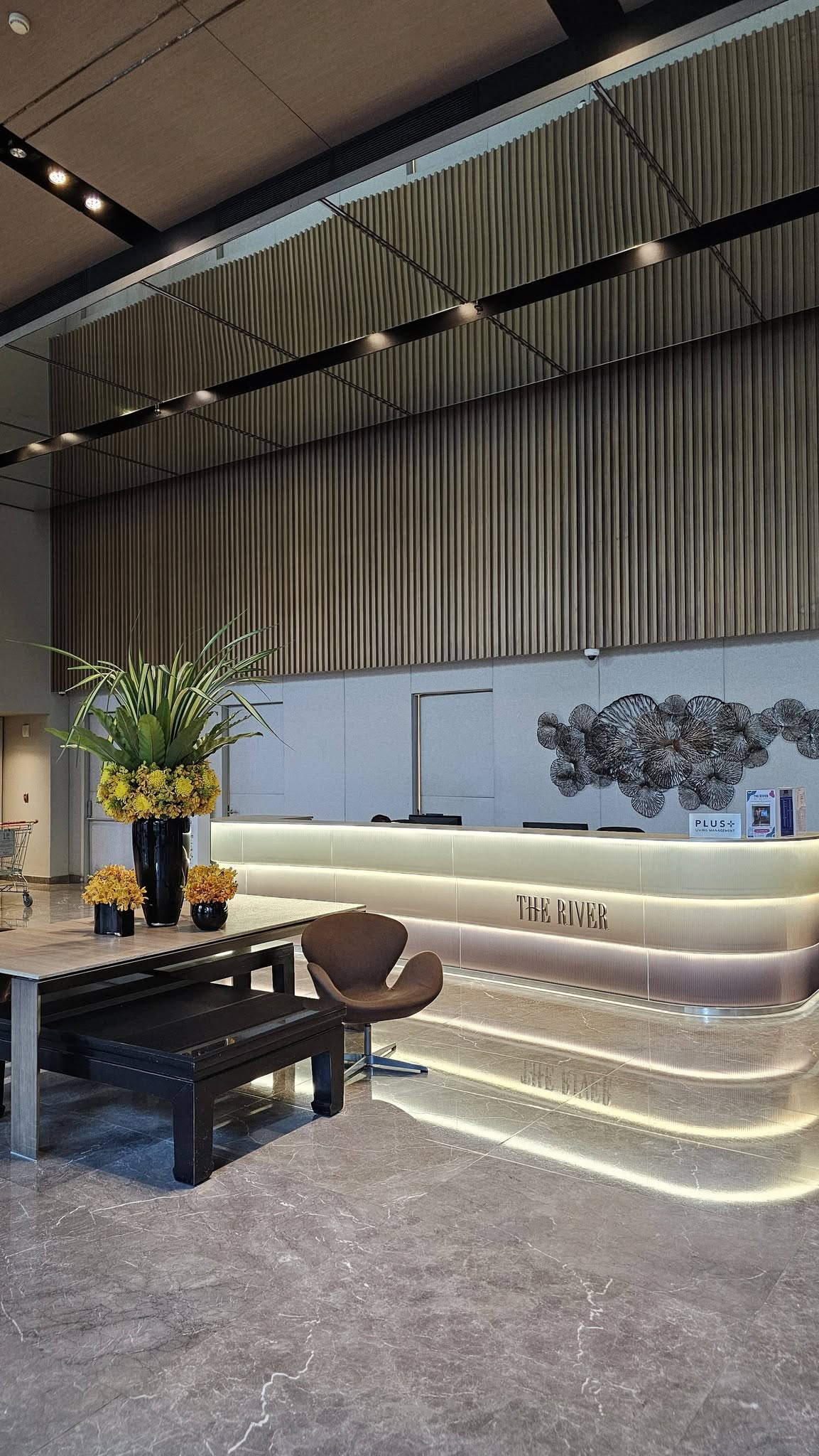 THE RIVER CONDOMINIUM – photo 5