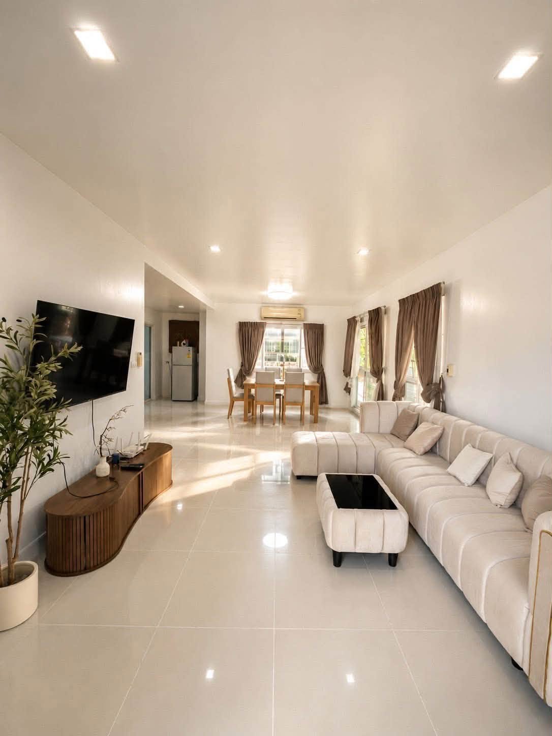 House Chaeng Watthana
