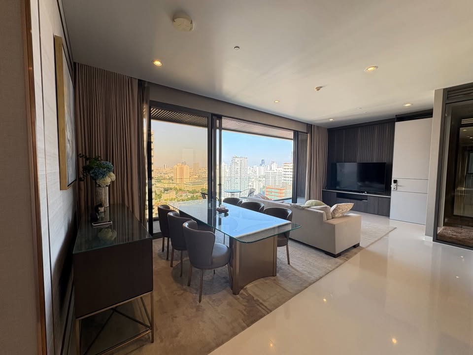 VITTORIO SUKHUMVIT 39