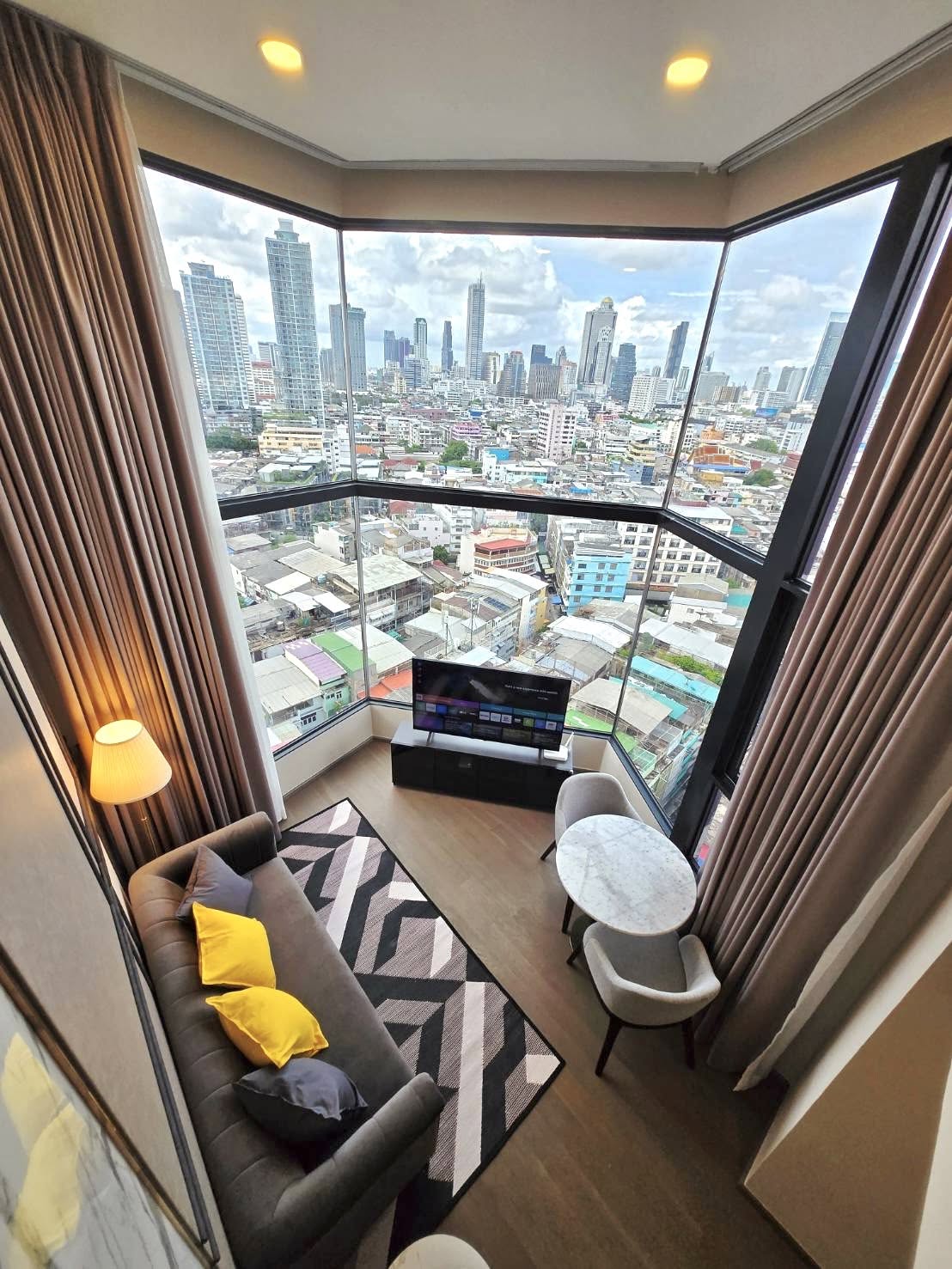 Condo Samyan