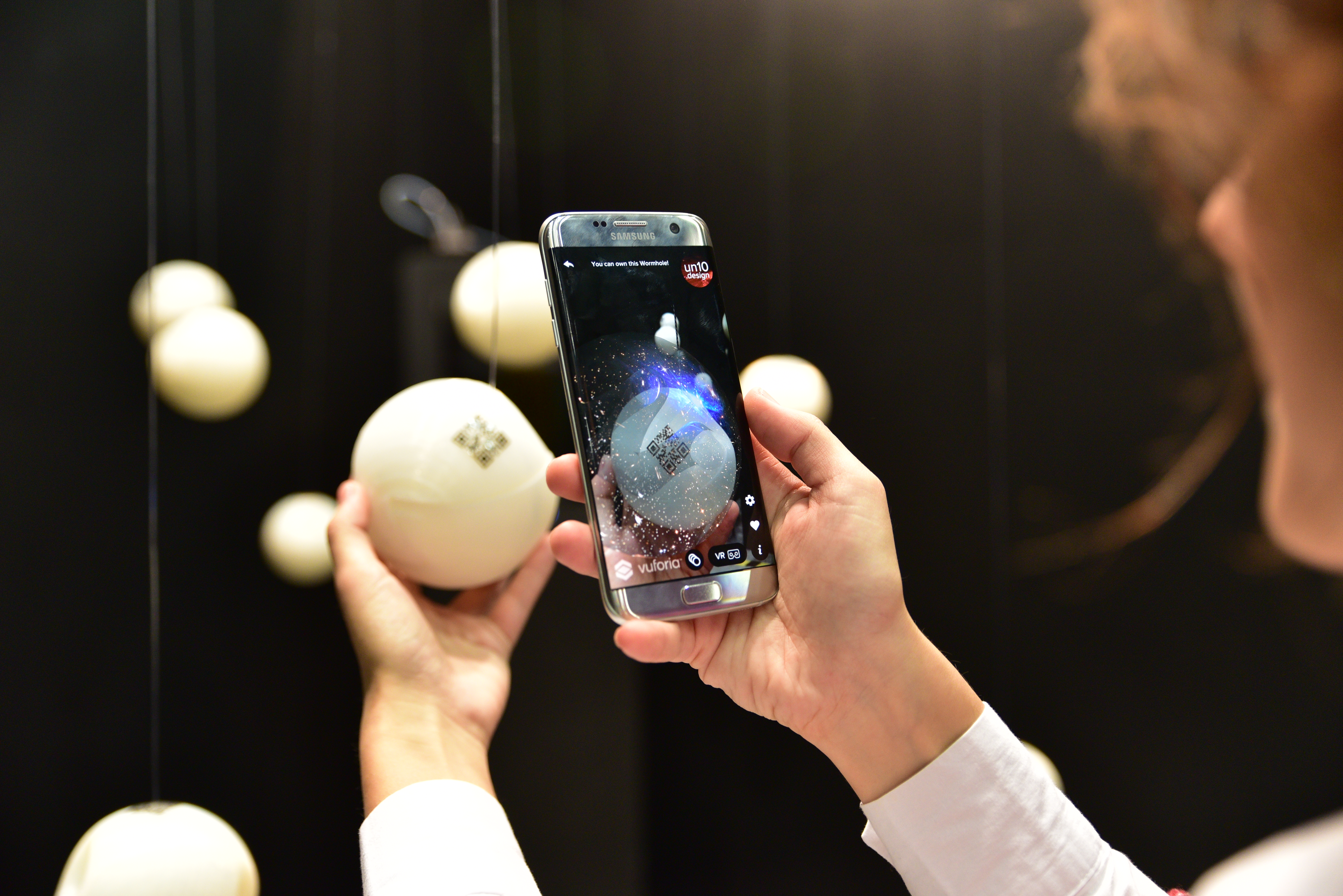 İçlek — AR & VR: Wormholes APP — 18