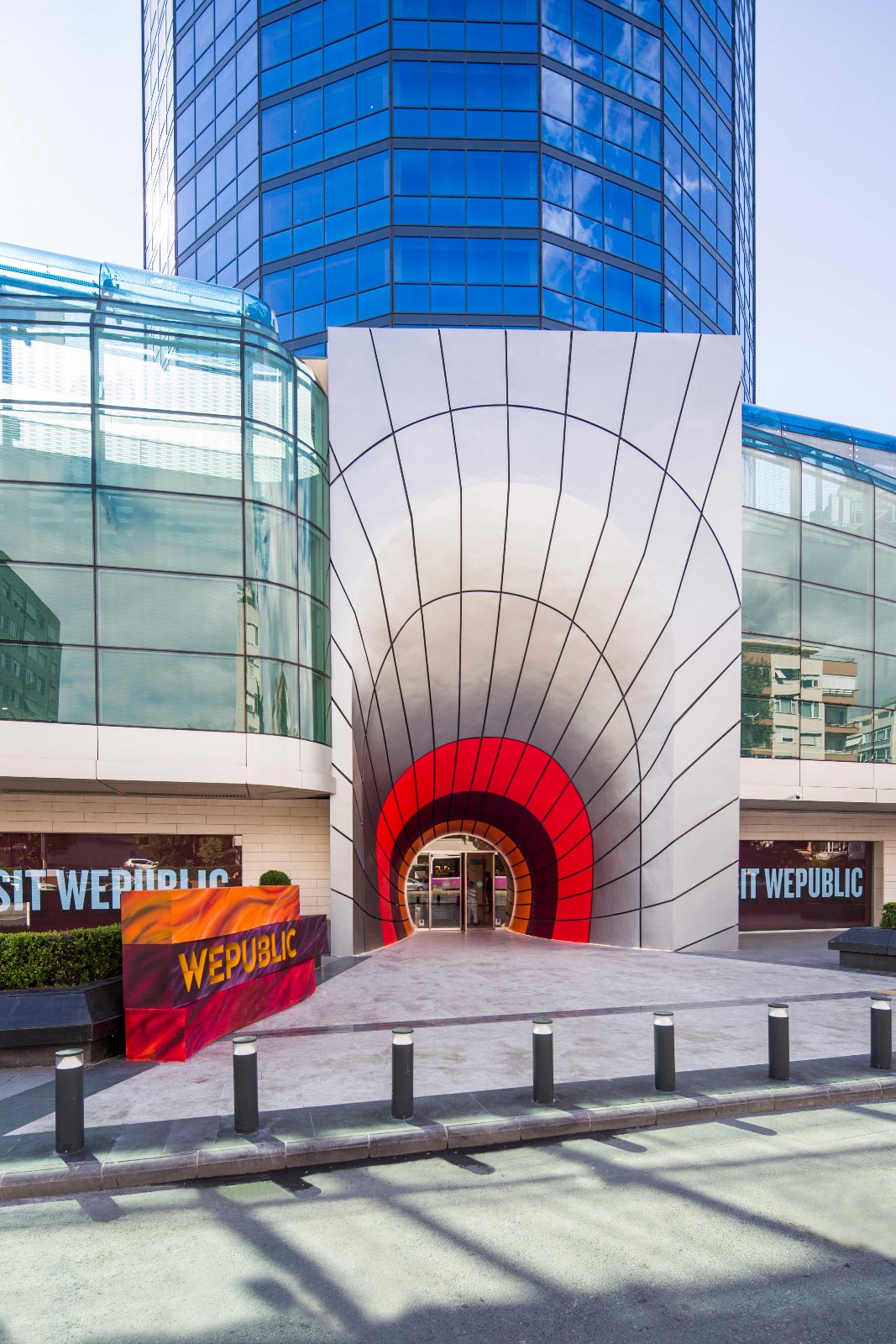 Wepublic experımental SHOPPING center — 11