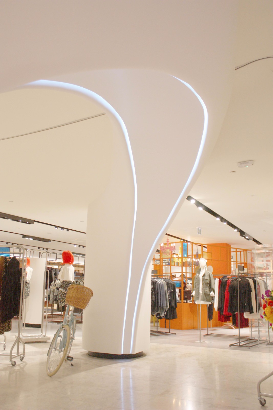 Wepublic experımental SHOPPING center — 14