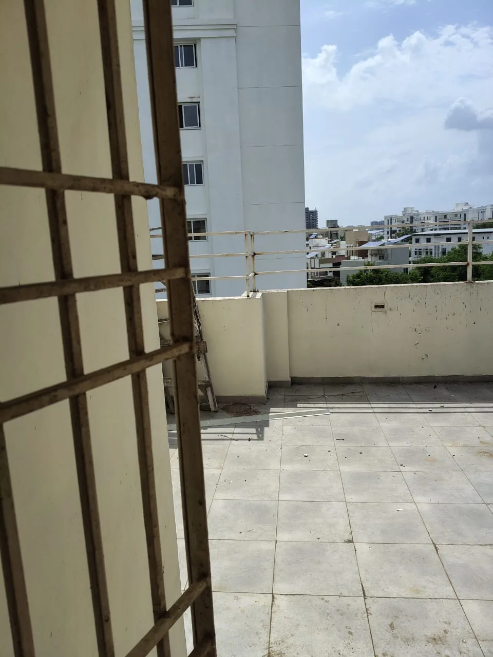 Furnished penthouse, Balcony / view