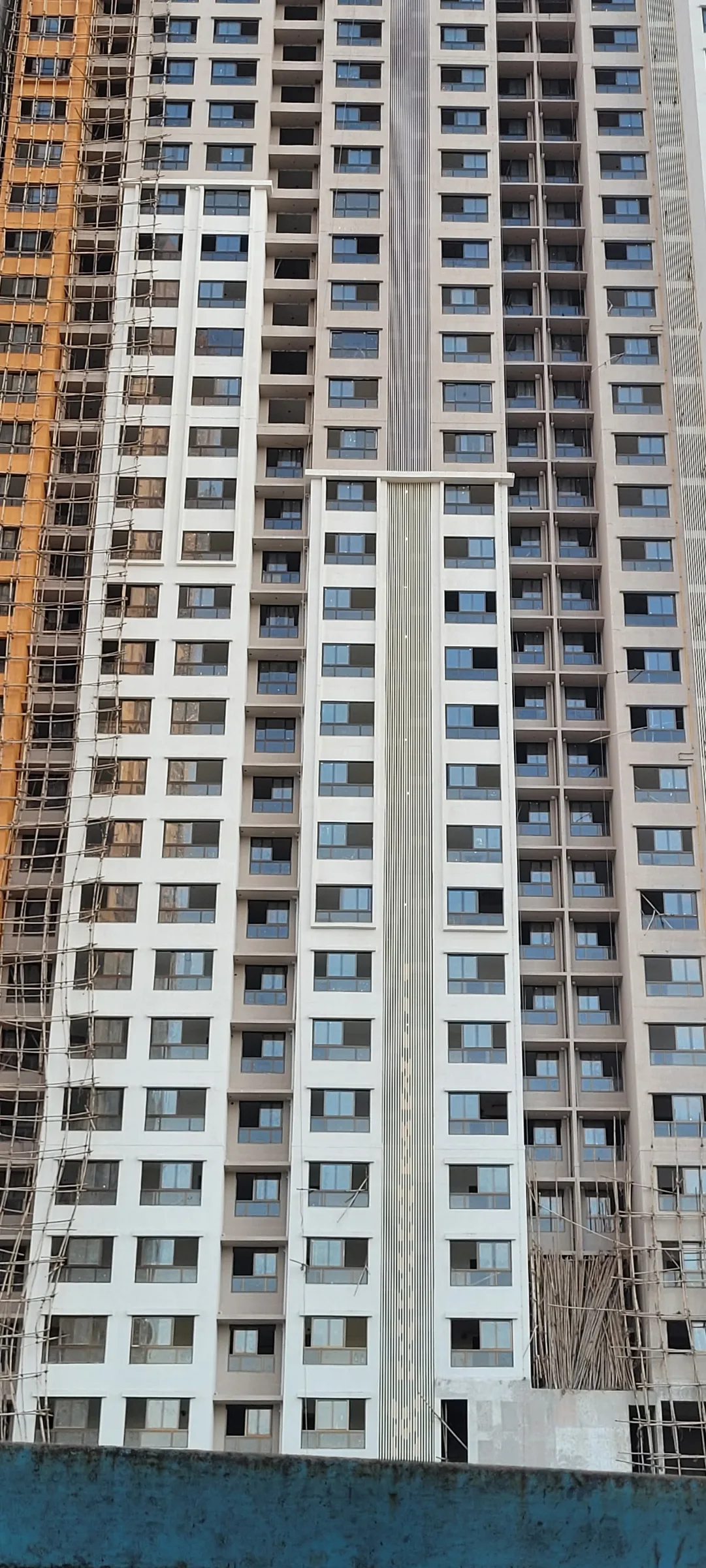 2 BHK Flat for rent in Wadala, Mumbai, Building / outside