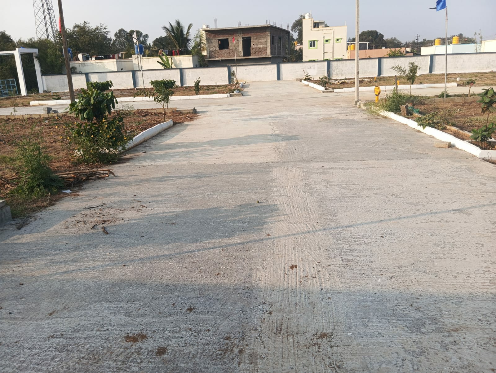2 BHK Flat for sale in TVS, company to andhivadi,road, Thirupathi layout, Hosur, Building / outside